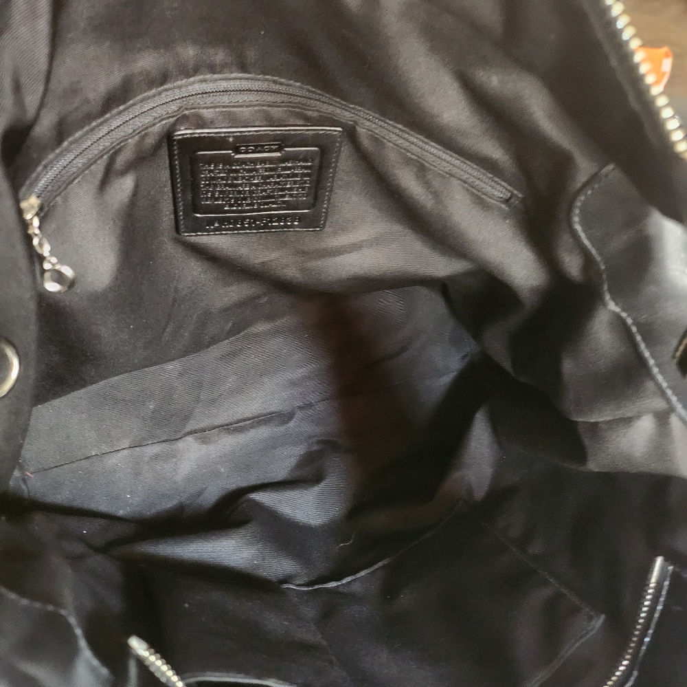 Coach patent leather shoulder bag - Picture 6 of 6